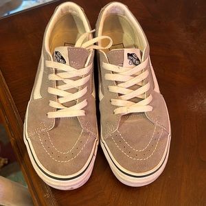 Van’s Grey and white size 8.5 womens mens 7